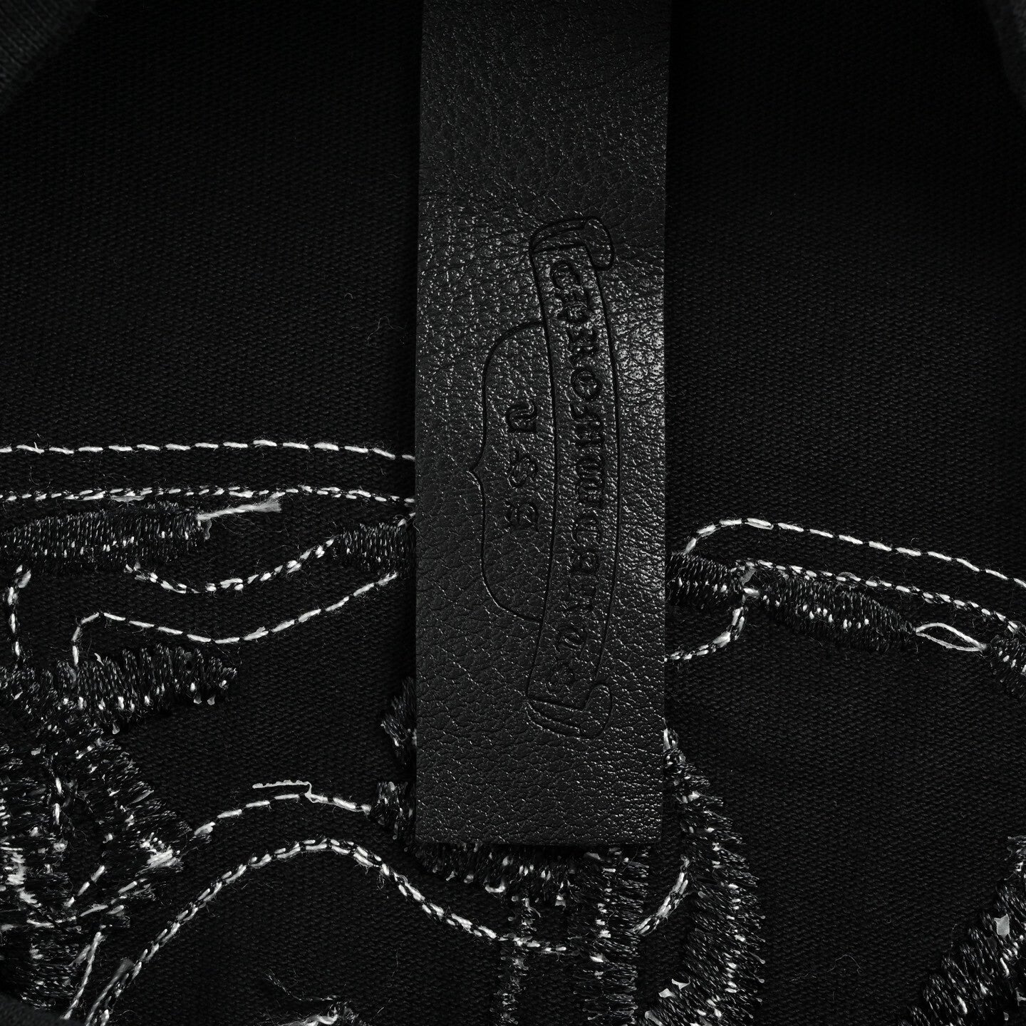 Scroll Applique Embroidery T-shirt