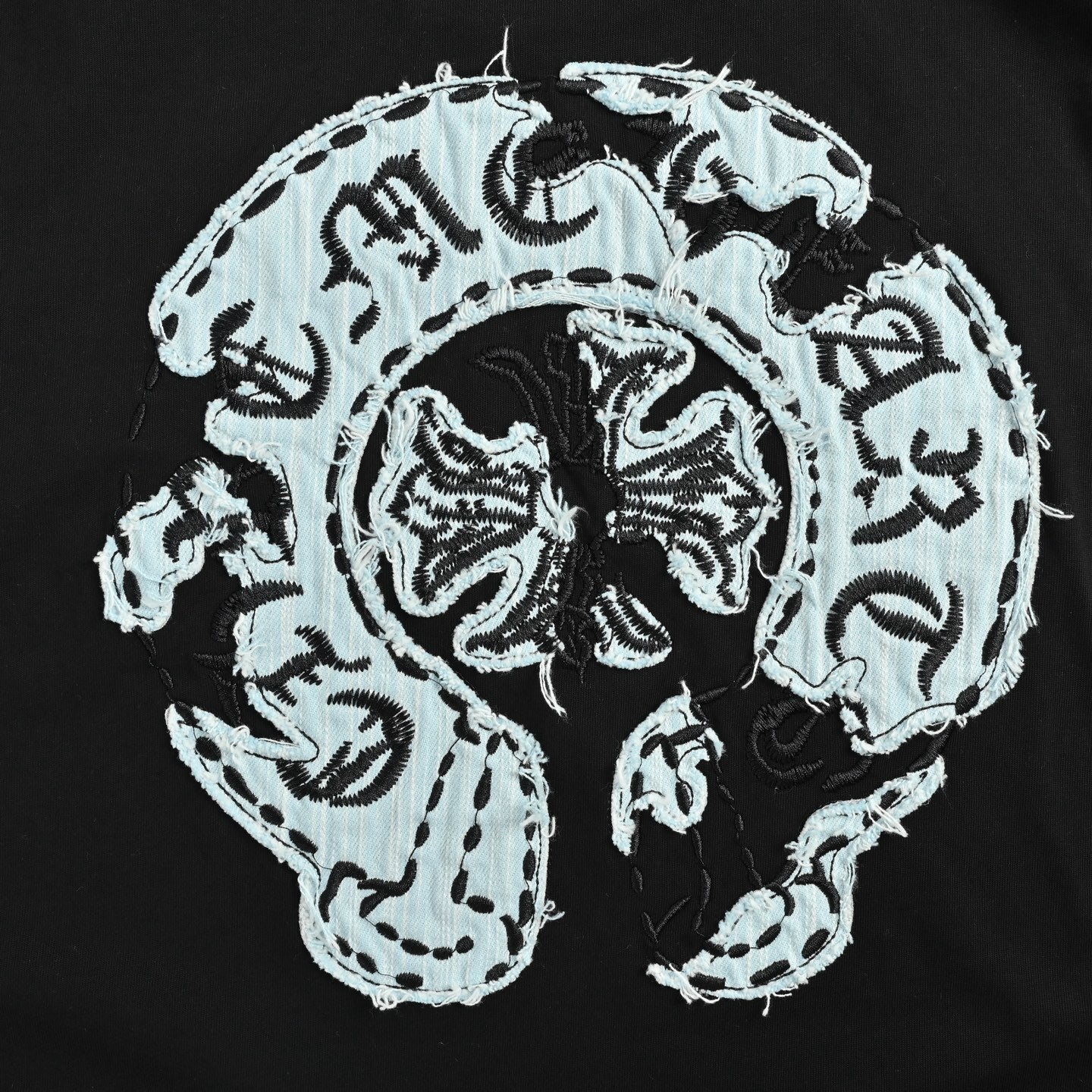 Scroll Applique Embroidery T-shirt