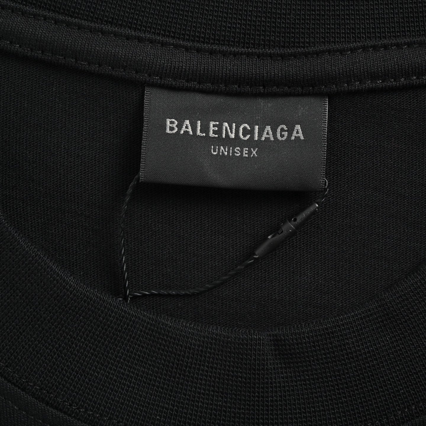 Cursive Letter Print T-shirt