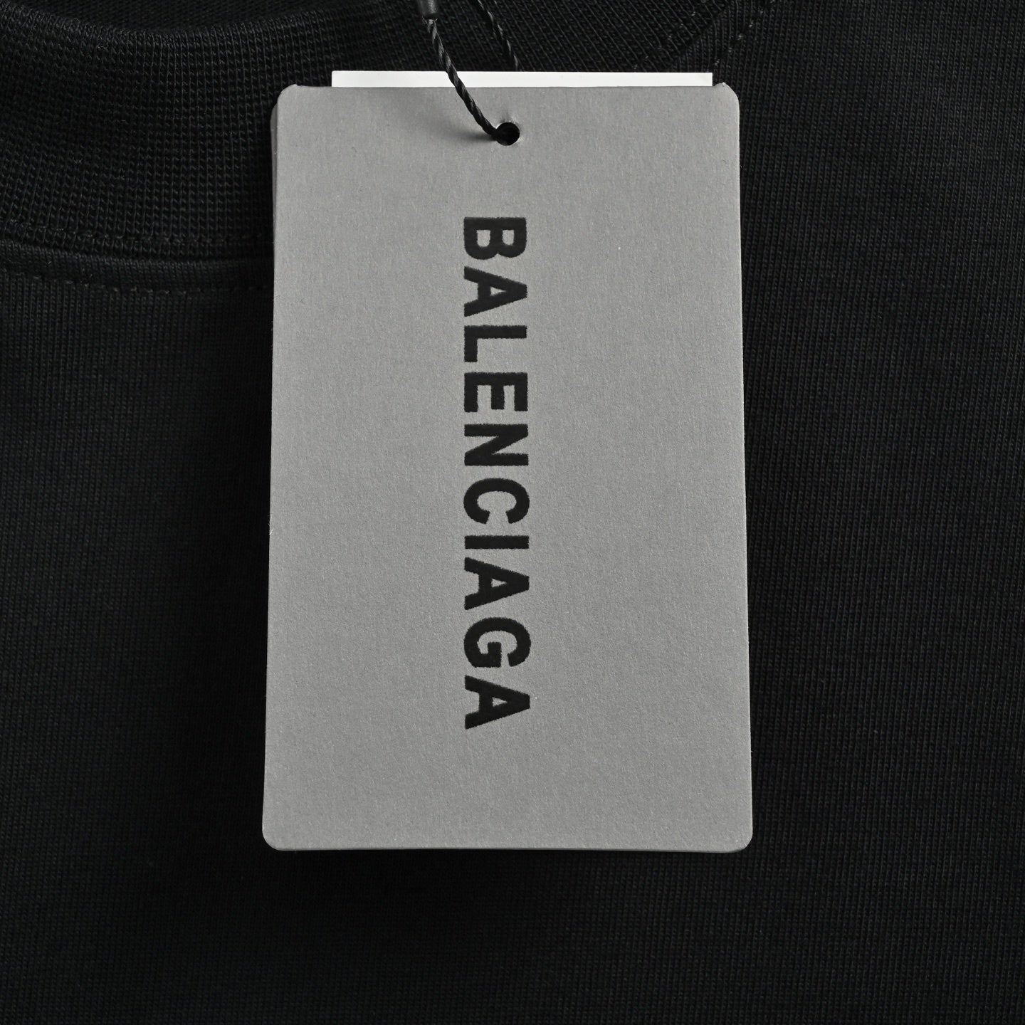 Cursive Letter Print T-shirt