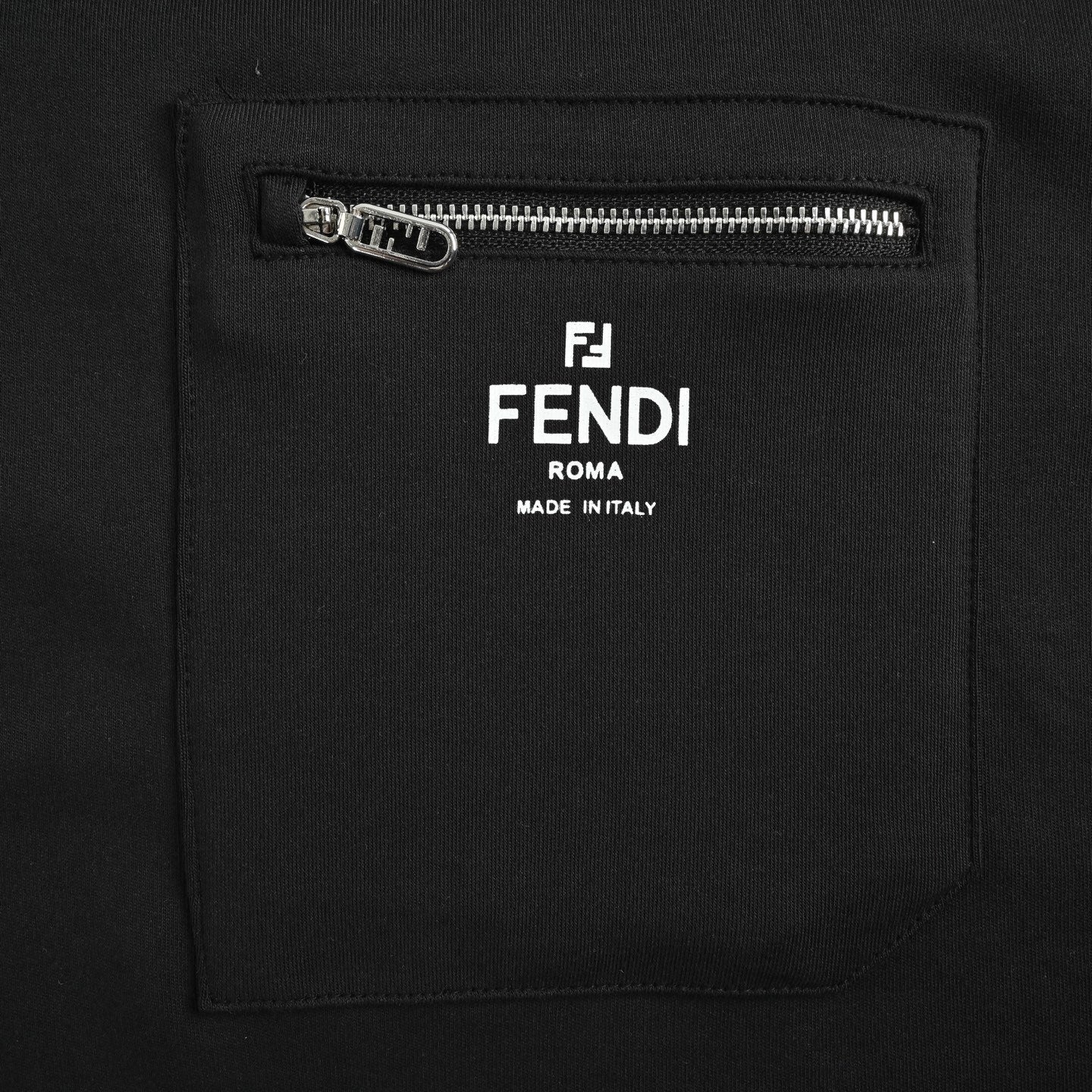 Zipper FF Print Pocket T-shirt