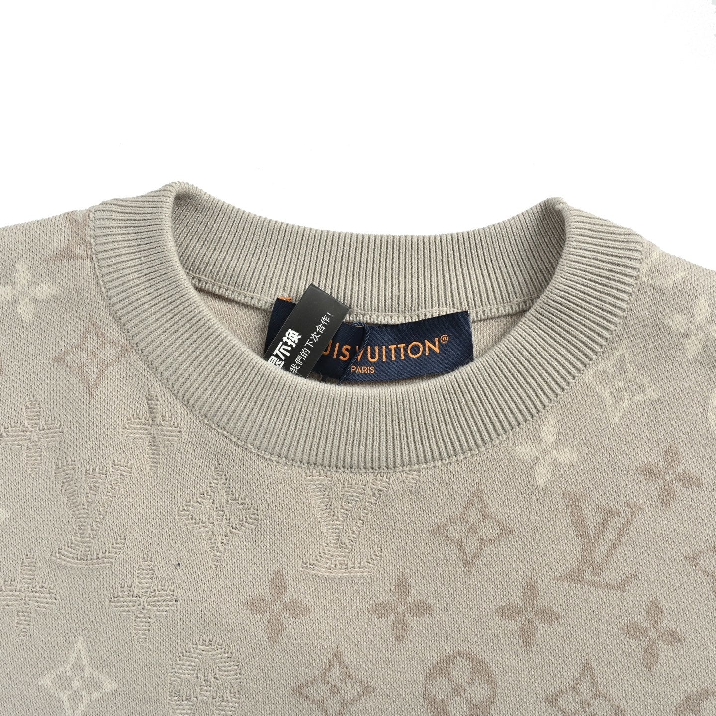 Gradient jacquard knit T-shirt